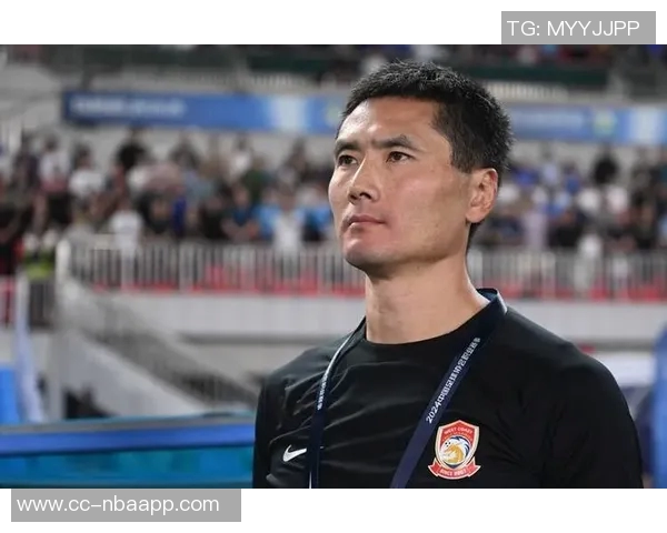 邵佳一强调国家队与俱乐部训练的重要性责任在于为队员的球队发展贡献力量